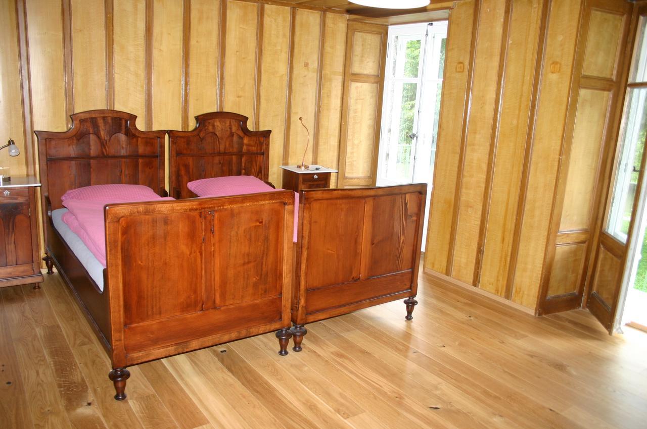 Hotel De La Truite Champ-du-Moulin Экстерьер фото